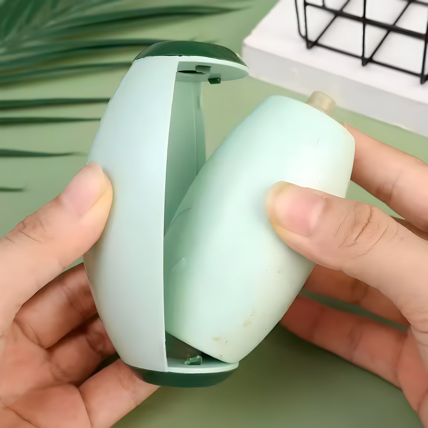 Washable Lint Remover: Multifunctional Portable Roller for Clothes, Pet Hair, Dust